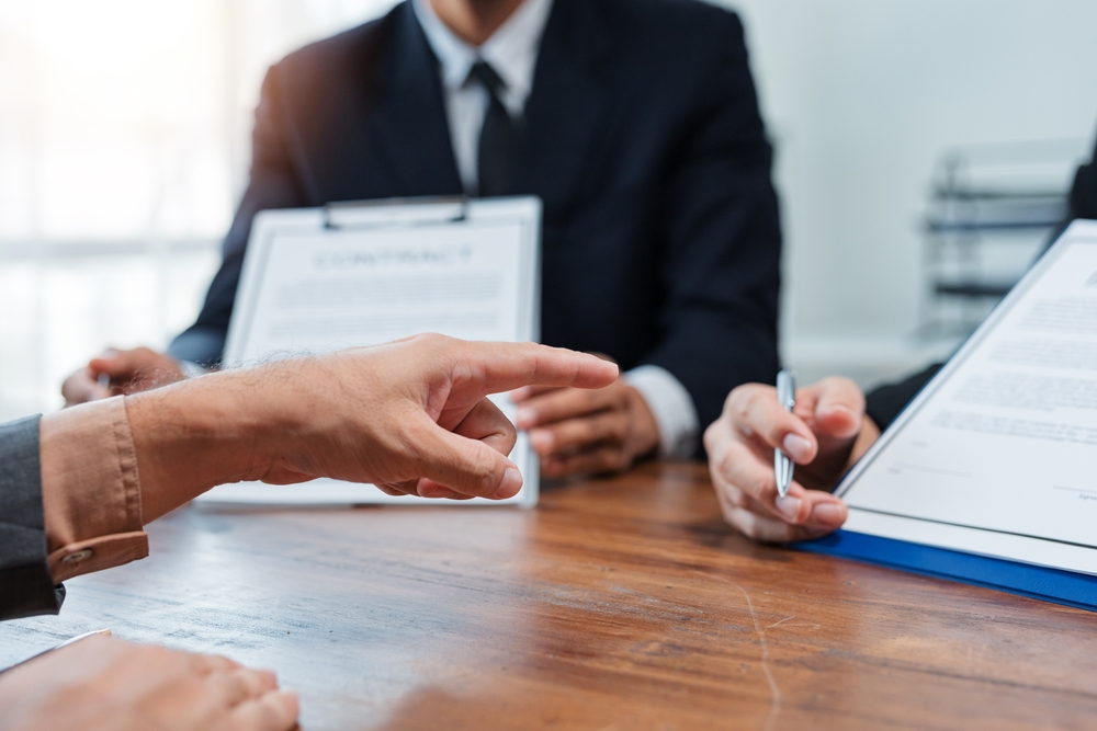 القضايا الإدارية